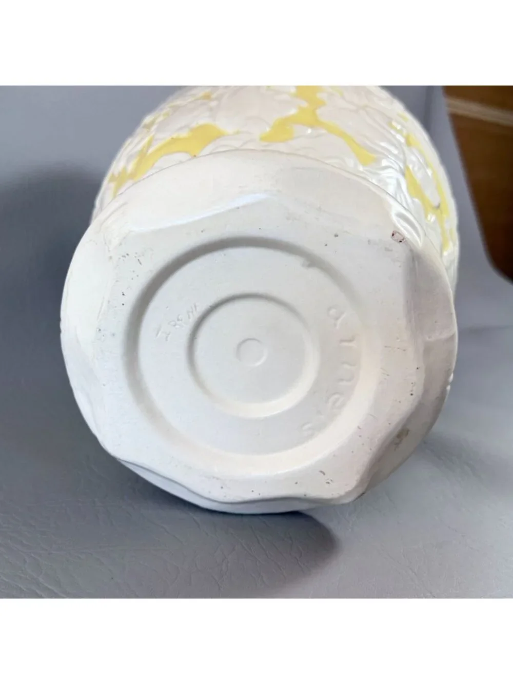Vintage Stangl Pottery Chinoiserie Vase Yellow White Pagoda Relief Irene 11